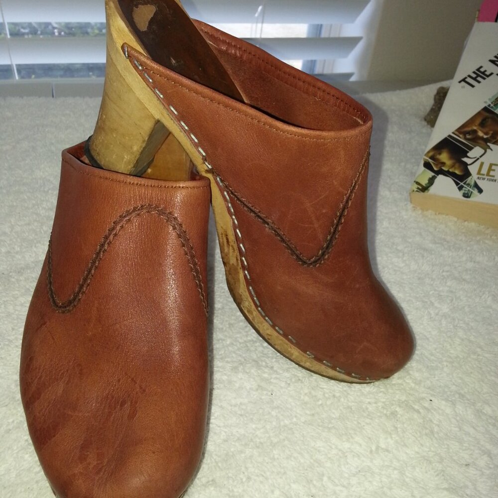 Vintage Swedish MIA Women's Clogs 1980s